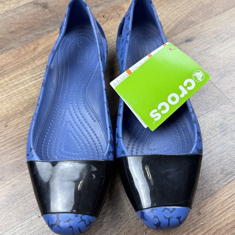 Crocs Cap Toe Ballet Flats Casual Shoes Shiny Toe Slip On 12300 Blue Black US 8 - Picture 2 of 8